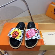 Louis Vuitton Slippers